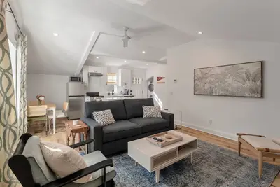 Image de Charming 1-bedroom apartment in wonderful Charleston, 10 min to downtown & beach