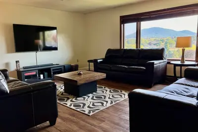 Image de The Big Brown House