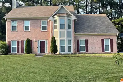 Image de Home Away From Home- Charming house in peaceful Powder Springs with Ac and WiFi