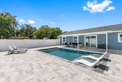 Image de Paradise Pool & Golf retreat in the heart of Tampa, Florida!