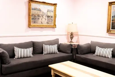 Image de Spacious and classic: Family apartment in San Telmo