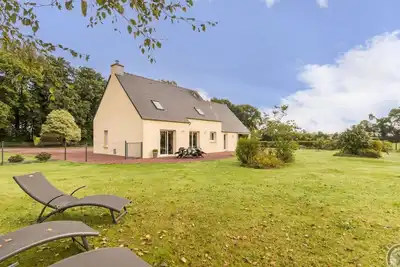 Image de Grande maison familiale avec jardin clos, animaux acceptés et nombreux équipements