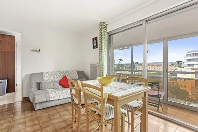 Image de Appartement 'Au Coeur De Saint-Raphael' avec balcon
