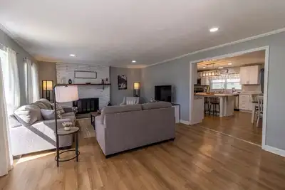 Image de No Cleaning Fee! 3br Knoxville Home • 10 Min to Neyland, Ut & Downtown