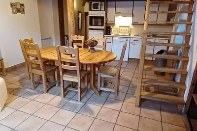 Image de Appartement \"Le Génépi\" avec vue sur les montagnes, balcon et Wi-Fi