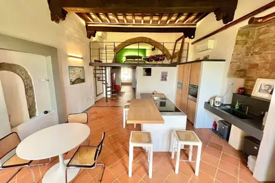 Image de Charming 1-bedroom apartment in terrific San Miniato with Ac, WiFi