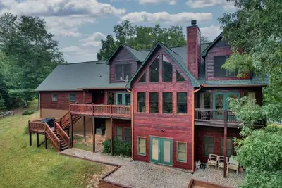 Image de Peaceful Easy Feeling - Mountain View Cabin in Blairsville