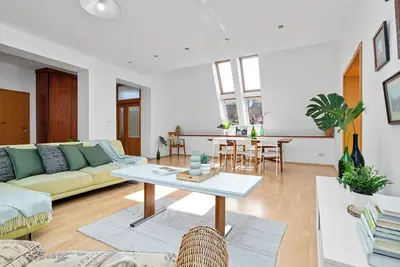 Image de Prima - spacious apartment located in the main square
