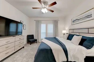 Image de Spacious 4 Bedroom House in Temple with 5 Beds