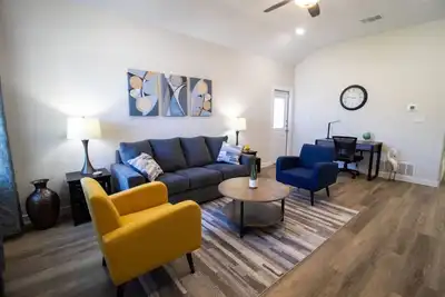 Image de Your Oasis in Central Temple