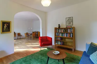 Image de Lovingly renovated 60s bungalow in the Vienna Woods near Vienna