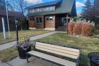 Image de Mercer House on Major Snowmobile and Atv Trail