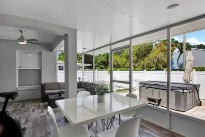 Image de Beautiful 3br Home w/ Hot Tub, Near Beaches & Tpa!