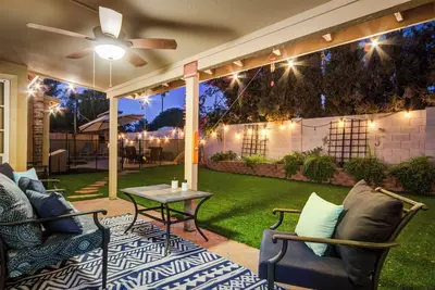 Image de Outdoor Entertainer's Dream, 4-br home w/two Masters sleeps 9