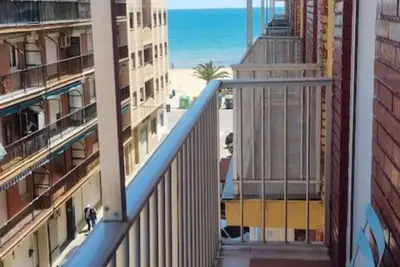 Image de A lovely 3 bed beach apartment Port de Sagunt