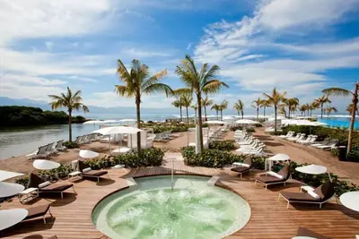 Image de 2| Grand Luxxe | Concierge | Lux Resort | Golf