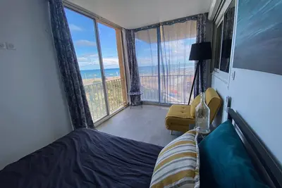 Image de T3 Confort avec Clim et Wifi, Terrasse, 300m Commerces, Plage à Proximité, Parking Privé