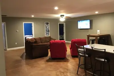Image de The Mahi Lodge is a quiet secluded 3bedroom 2full bath lodge in Venice La