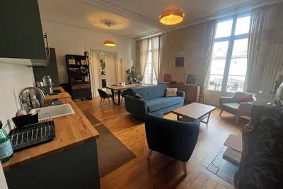 Image de 2 suites parentales dans appartement ancien rénové