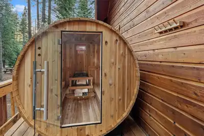 Image de Charming Tahoe Vista Cabin w/ Hot Tub & Views