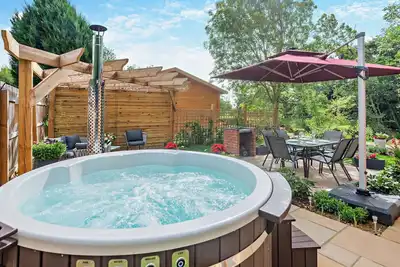 Image de Woodlands Lavender Lake House