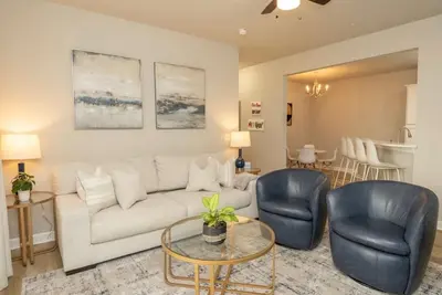 Image de Condo on Molly Bar - 2 Miles From Campus