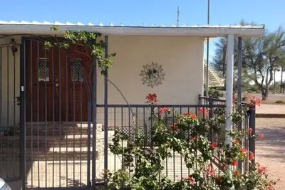 Image de Quite Charming Updated 2 bedroom\/1 bath home in Apache Junction, Az