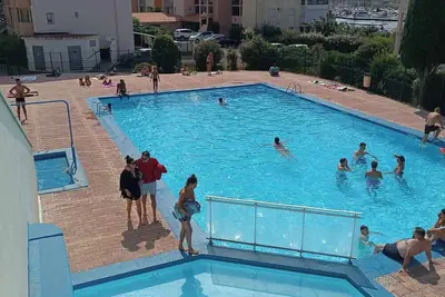 Image de studio cabine, climatisé sur l'île des pêcheurs