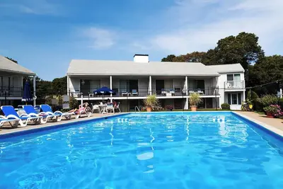 Image de Traditional 2 Beds Lodging, Golf Views, Blue Rock Resort, Outdoor Pool