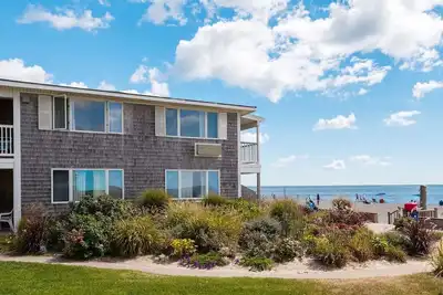 Image de 2 Spacious Rooms w/ Direct Beach Access & Indoor/Outdoor Pools Nearby