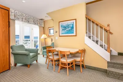 Image de 1 Bedroom 1. 5 Bath Townhouse, Green Harbor Resort, Canoe Rentals, Sun Umbrellas