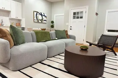 Image de The Haven - 3br2ba Central & Cozy Retreat/ Near T