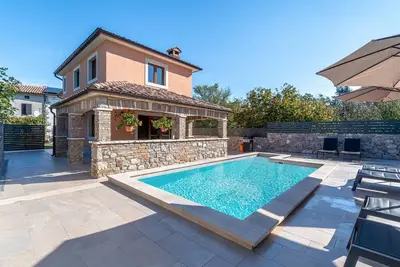 Image de Superbe maison à Roc avec WiFi