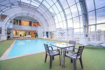 Image de Stunning 9-Br Ph with Spa, Concierge, Breakfast & WiFi in Medellín