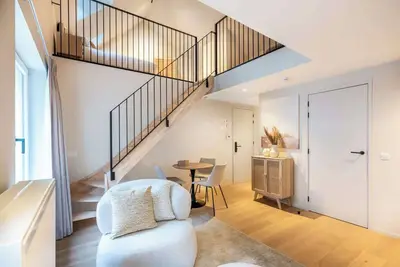 Image de Chic Duplex Studio with City Views Ghent