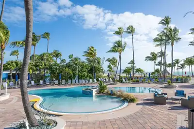 Image de Escape to Paradise! Beachfront, Outdoor Pool, Near Theater of the Sea