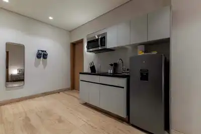 Image de Luxury One-Bedroom with Rooftop Terrace