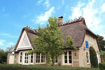 Image de Vacation home \"Kapitänshaus\" for up to 6 persons and 1 dog in Oersberg.