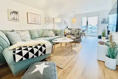 Image de Surfbude - infrared sauna, fireplace, washing machine, balcony, private parking, 3 TVs