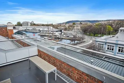Image de Gibson's Mill Penthouse with private balcony - 302