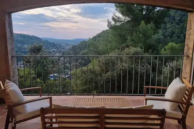 Image de Rez de villa vue sur la vallée (classé 2 étoiles)