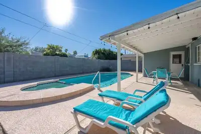The Tempe Tango - Pool + Spa fun house!