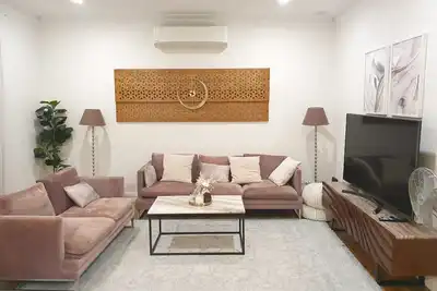 Image de Seeking lux ? here is a Central Charming Character 3 bedrooms House