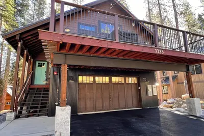 Image de Spacious Cabin near Sugar Ski Resort