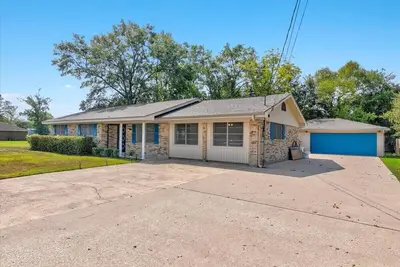 Image de Charming 3-bedroom house with WiFi and Ac in beautiful Lumberton Tx