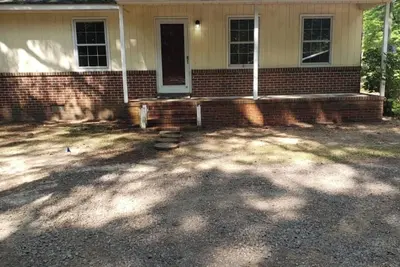 Image de Charming 3-bedroom house with WiFi, Ac& heat in peaceful Reedville