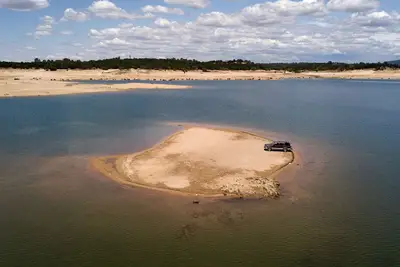 Image de Cozy Extended-Stay Escape! Spacious Suite, Pet-Friendly, Close to Folsom Zoo