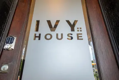 Image de Ivy House | Crossroads | 2nd & 3rd Floors