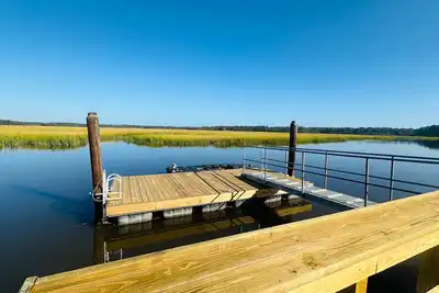 Image de Low Country Living-Deep water dock, Gorgeous views