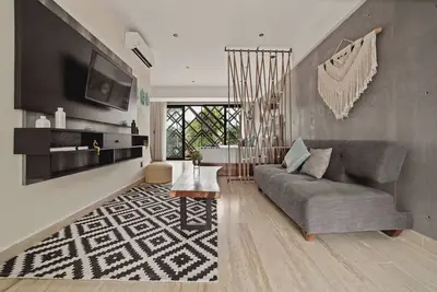 Image de Spacious 1br Loft w/ King Bed, Full Kitchen & Sofa Bed, Bright & Close Beaches